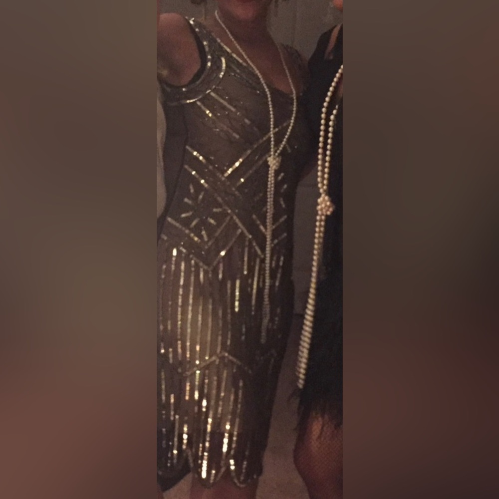 Flapper Costume - Picture 6 of 12